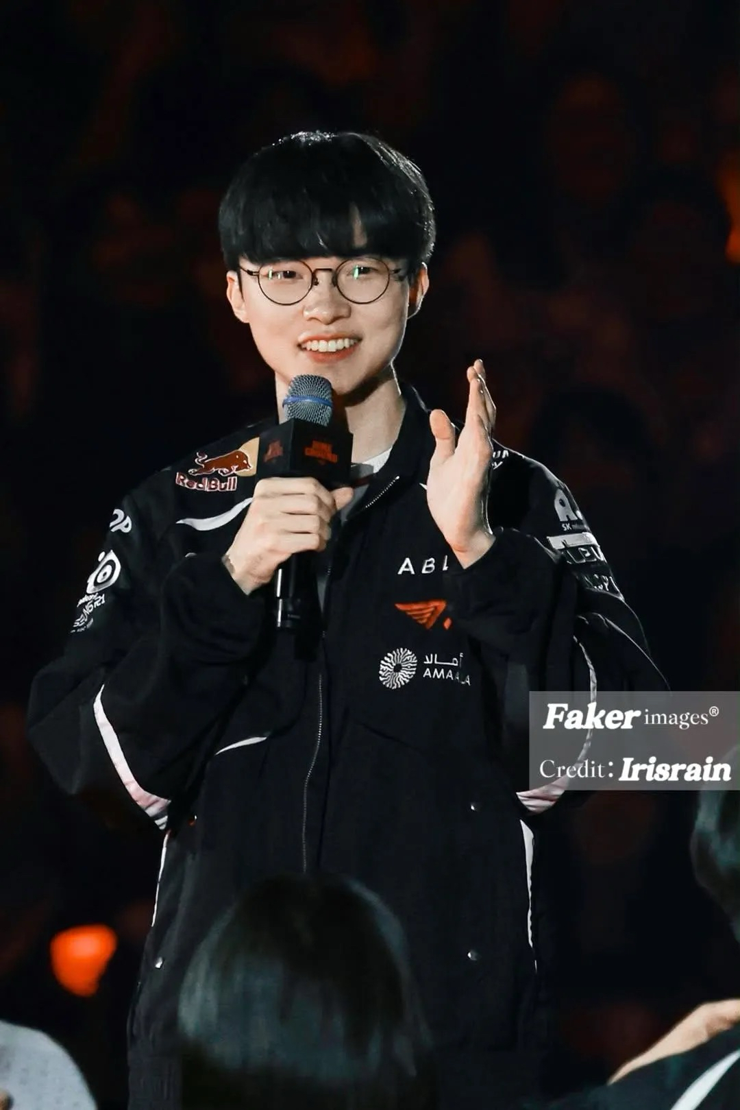 A moment captured by a fan of Faker