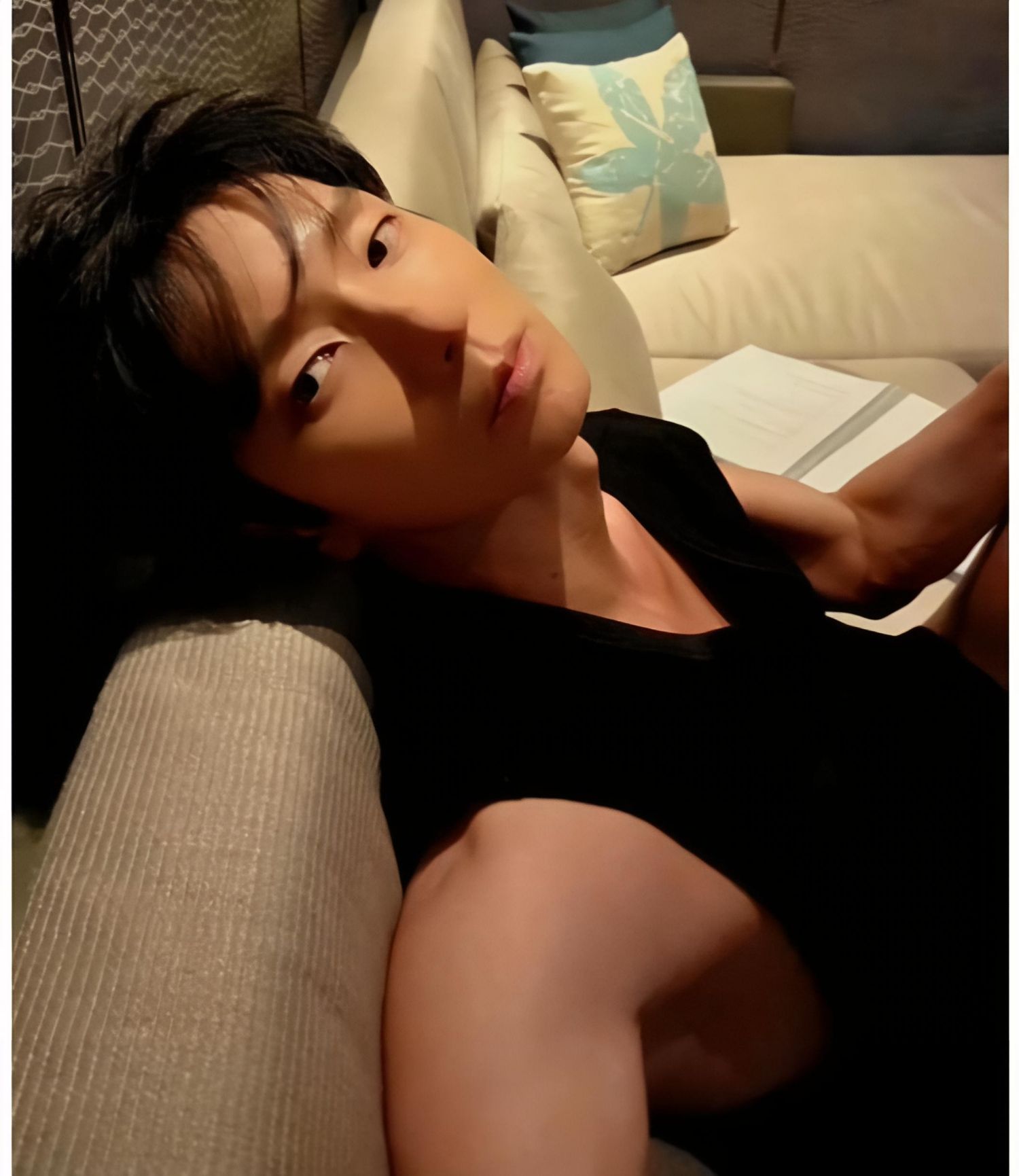 Behind-the-scenes cut of Lee Joongi