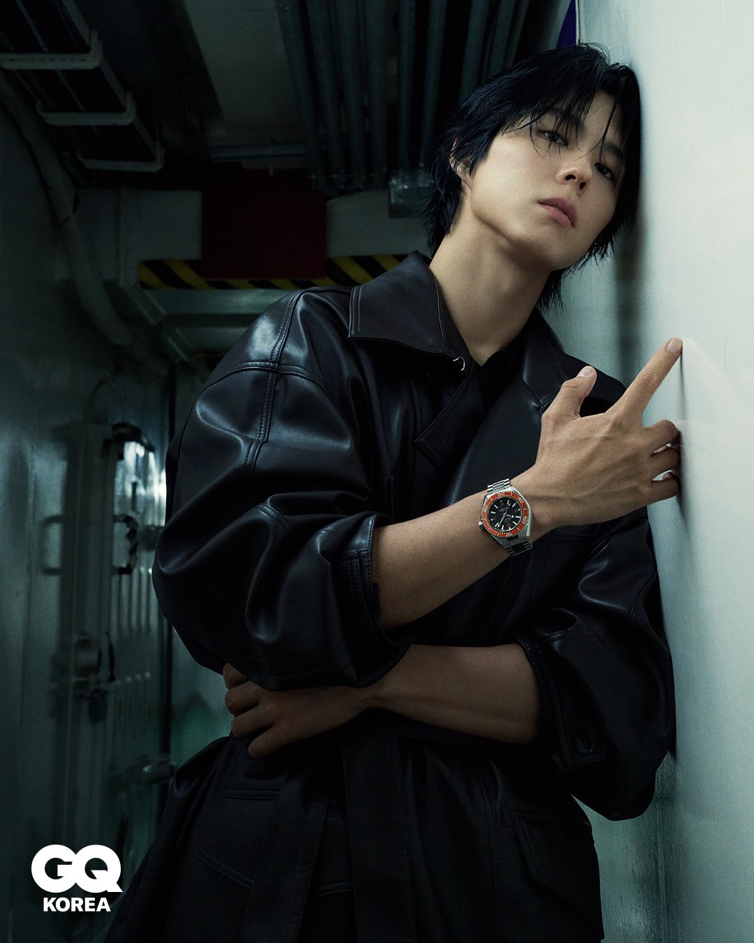 Recent activity shot of Park Bogum