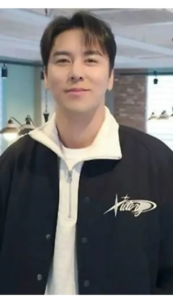 Foto kegiatan terbaru dari Jang Minho