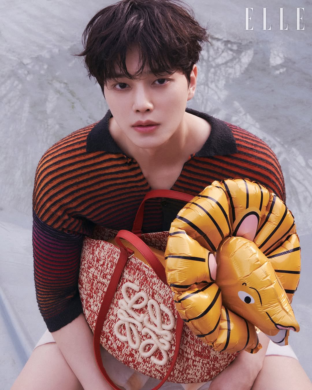 Behind-the-scenes cut of Song Kang