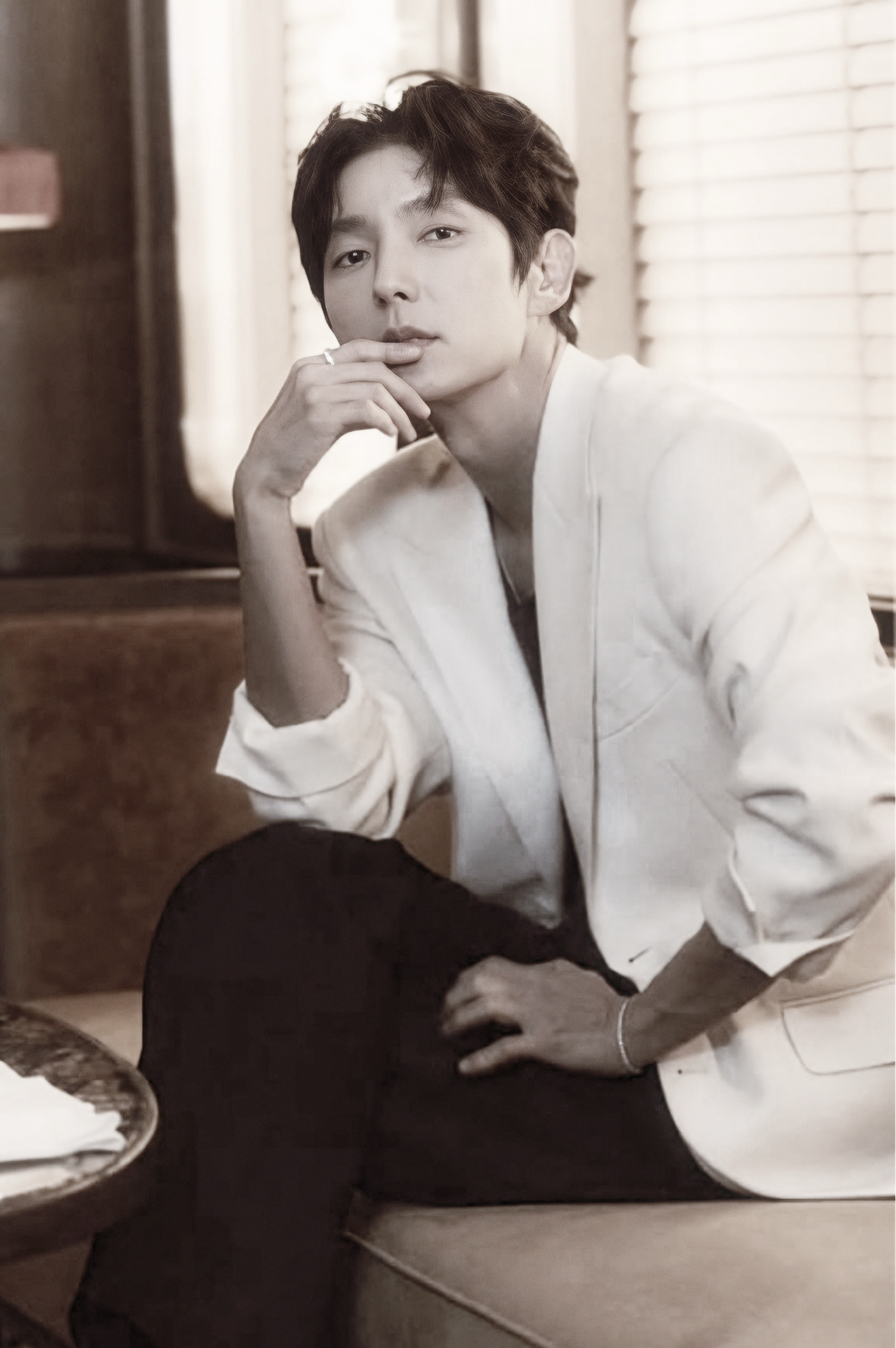 Cuplikan di balik layar dari Lee Joongi