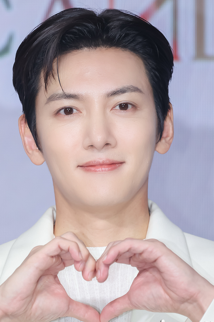 Recent activity shot of Ji Changwook