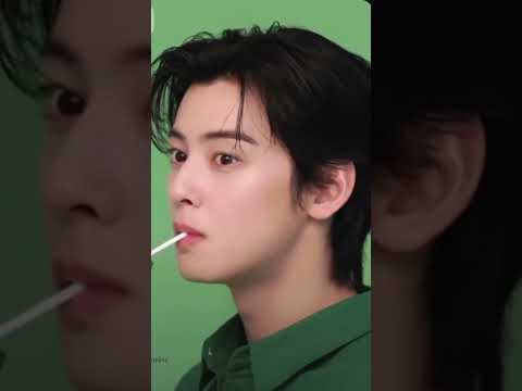 Latest photo of Cha Eunwoo