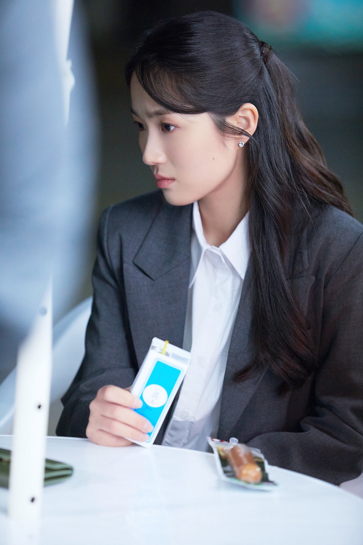 Recent activity shot of Kim Hyeyoon