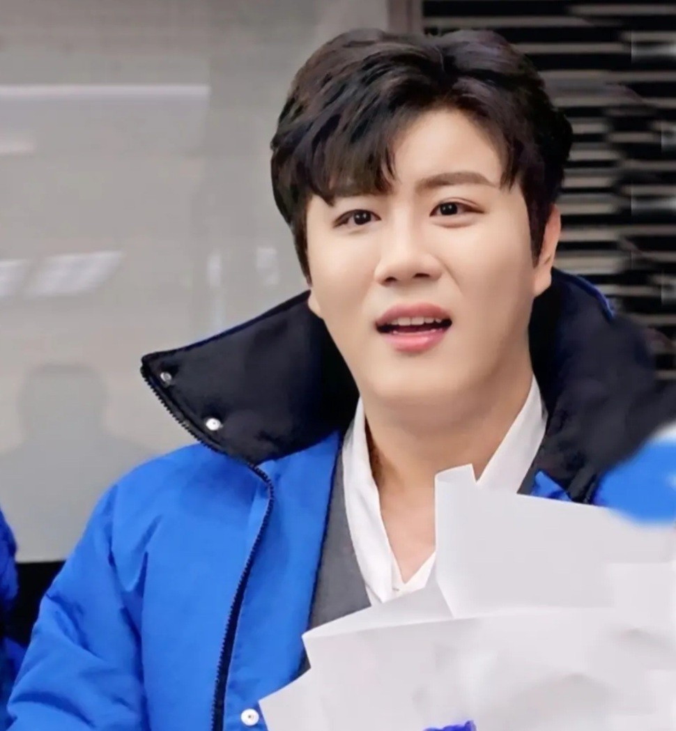 チン・ヘソンの最近の活動ショット