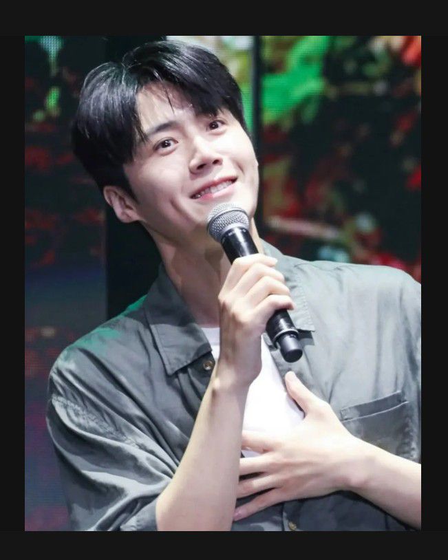 Behind-the-scenes cut of Kim Seonho