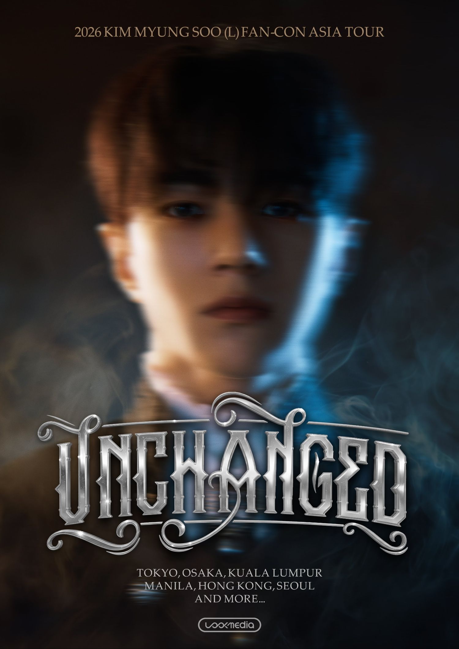 Recent activity shot of Kim Myungsoo (L)