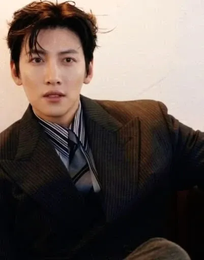 Recent activity shot of Ji Changwook
