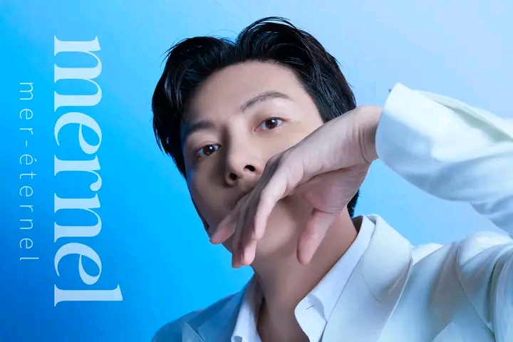 粉絲拍下的池昌旭瞬間