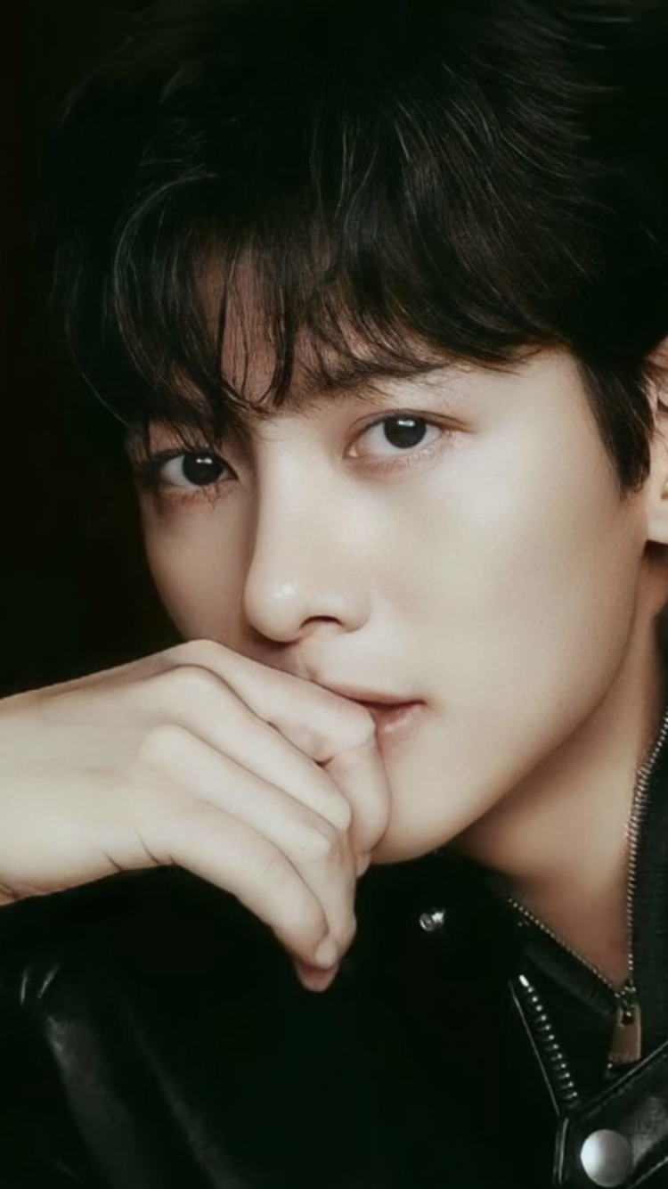 チ・チャンウクの最新写真