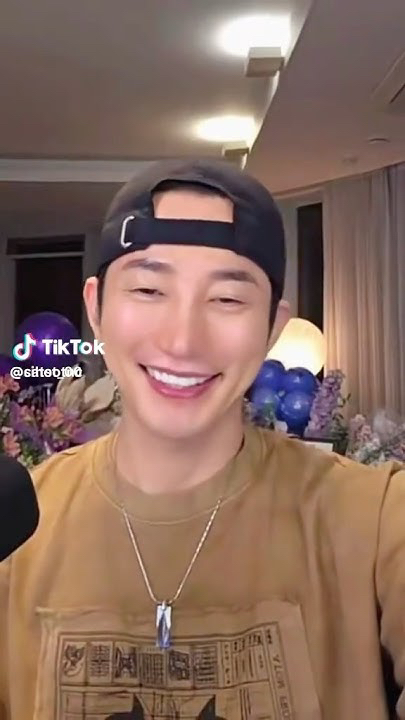 Behind-the-scenes cut of Park Sihoo