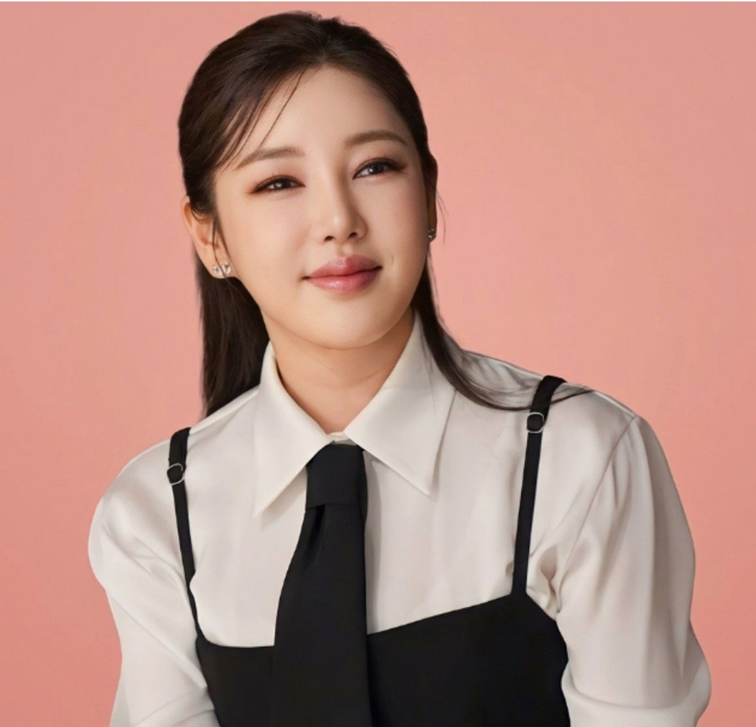 宋歌人的最新照片