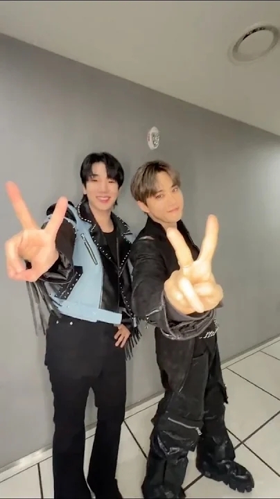 Special wallpaper made by Choi Sooho's fans