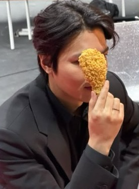 イ・ミンホの最近の活動ショット