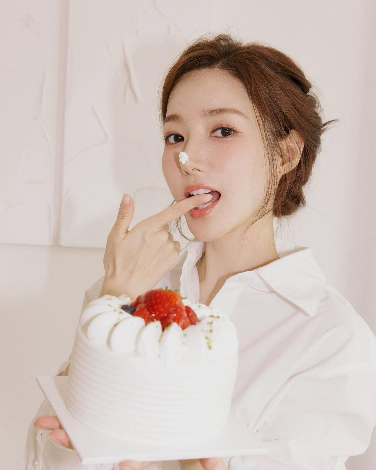 박민영의 비하인드 컷
