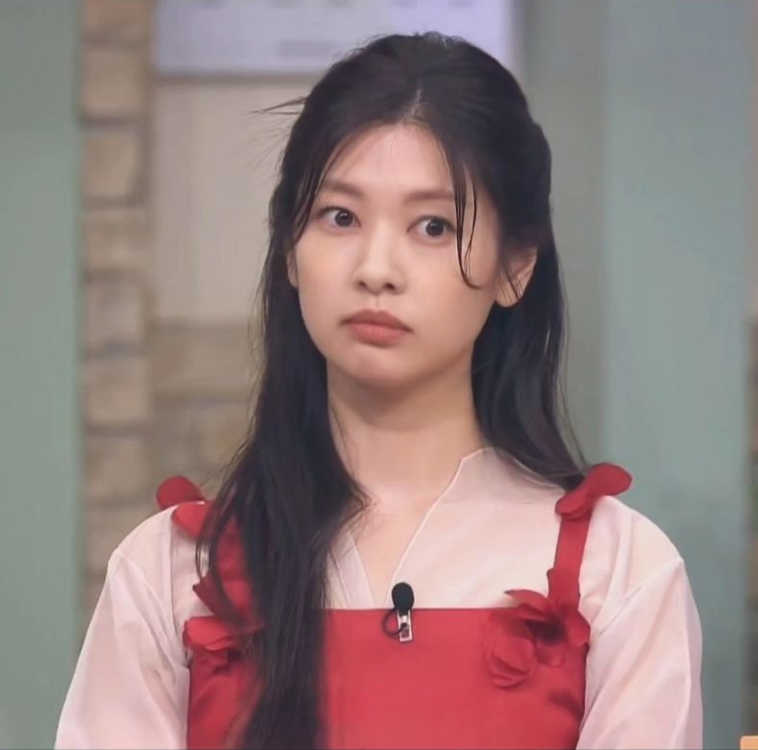 Behind-the-scenes cut of Jung Somin