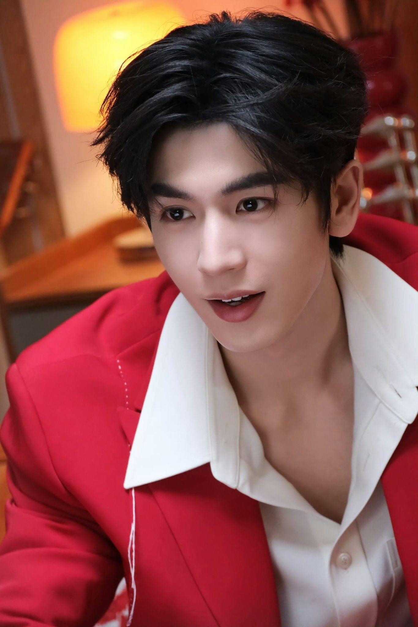 Latest photo of Zhang Linghe