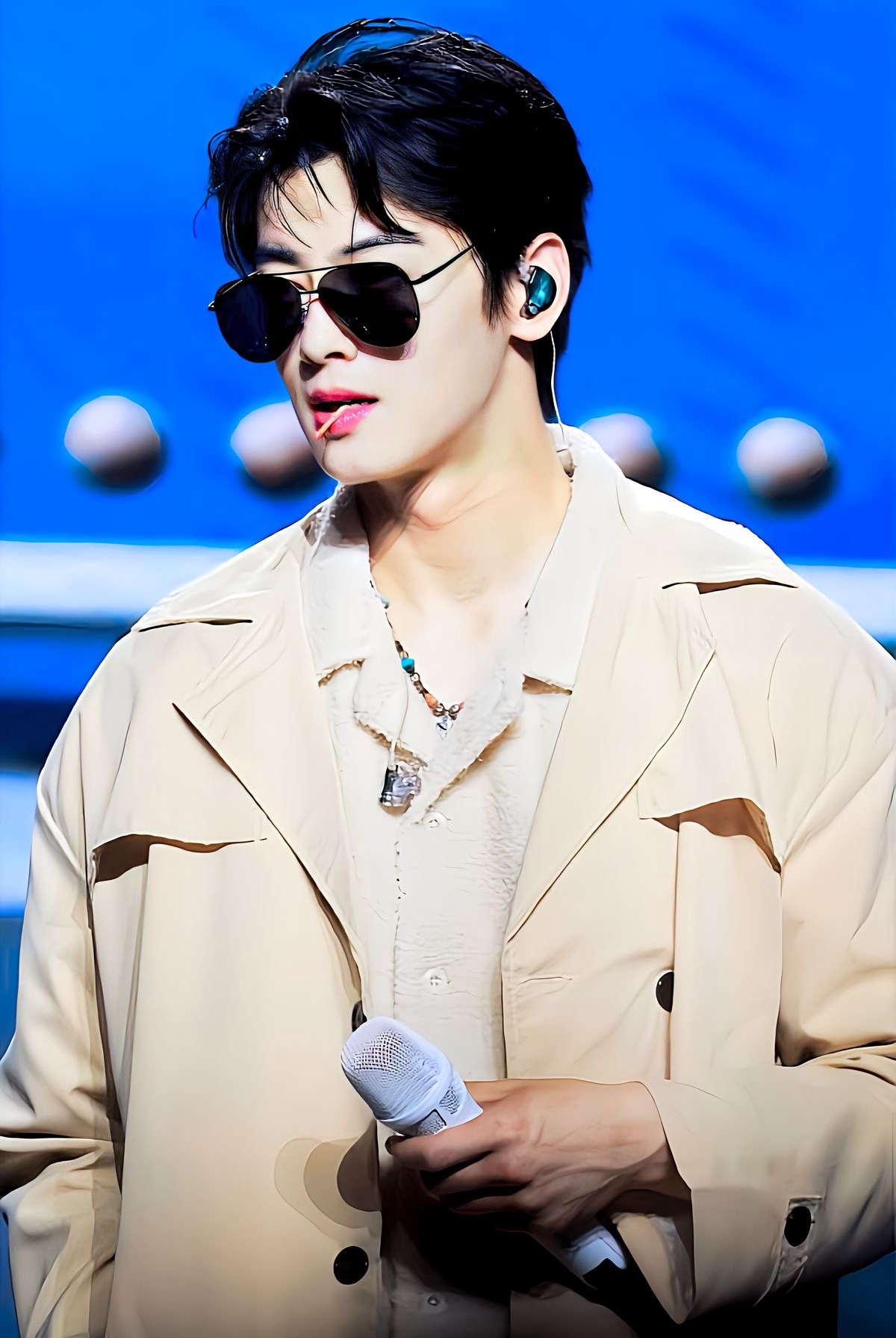 Cuplikan di balik layar dari Cha Eunwoo