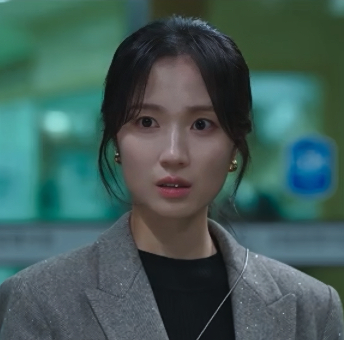 Behind-the-scenes cut of Kim Hyeyoon