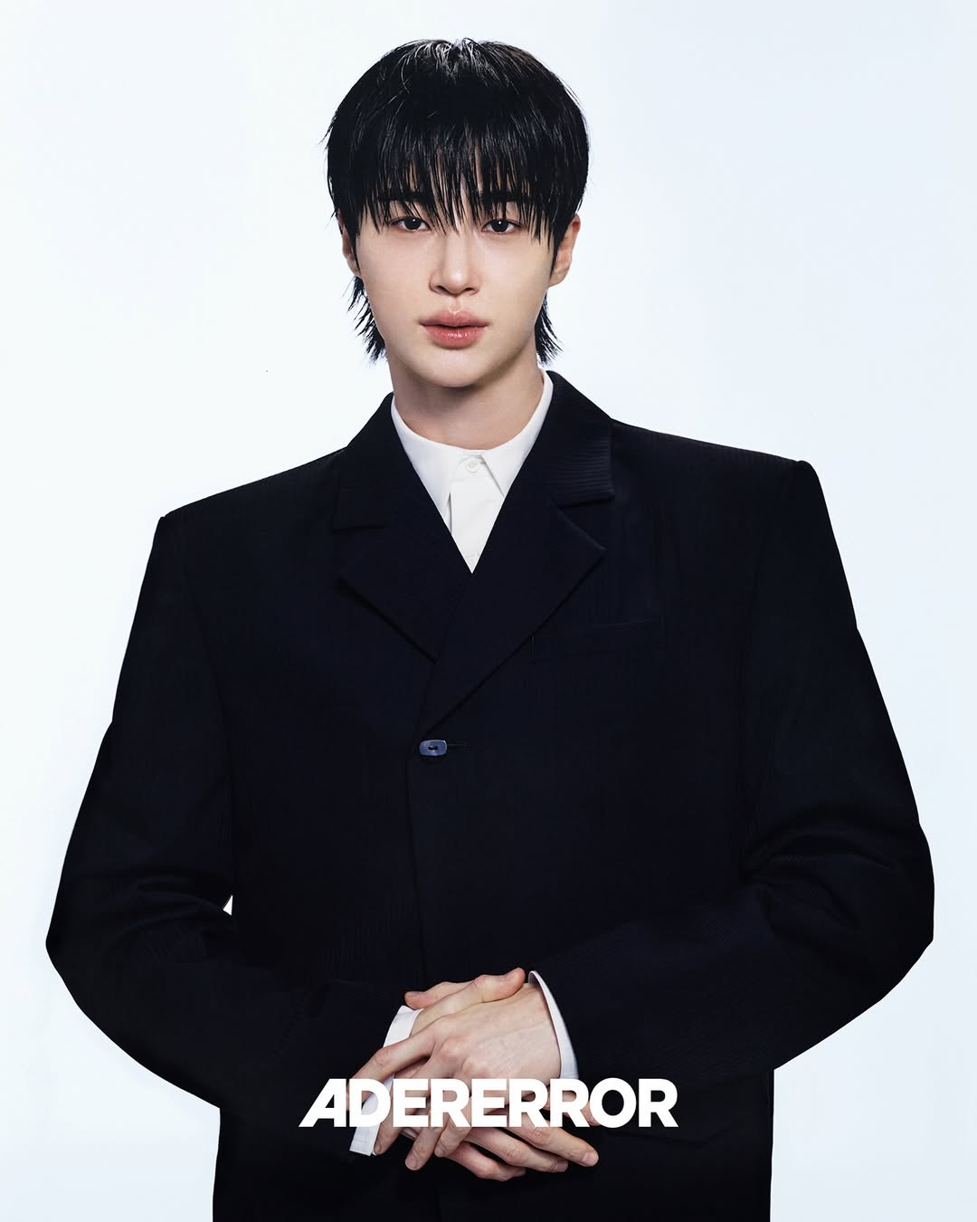 边佑锡的近期活动照