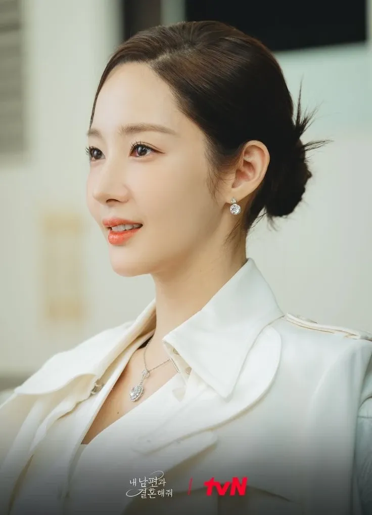 A moment captured by a fan of Park Minyoung