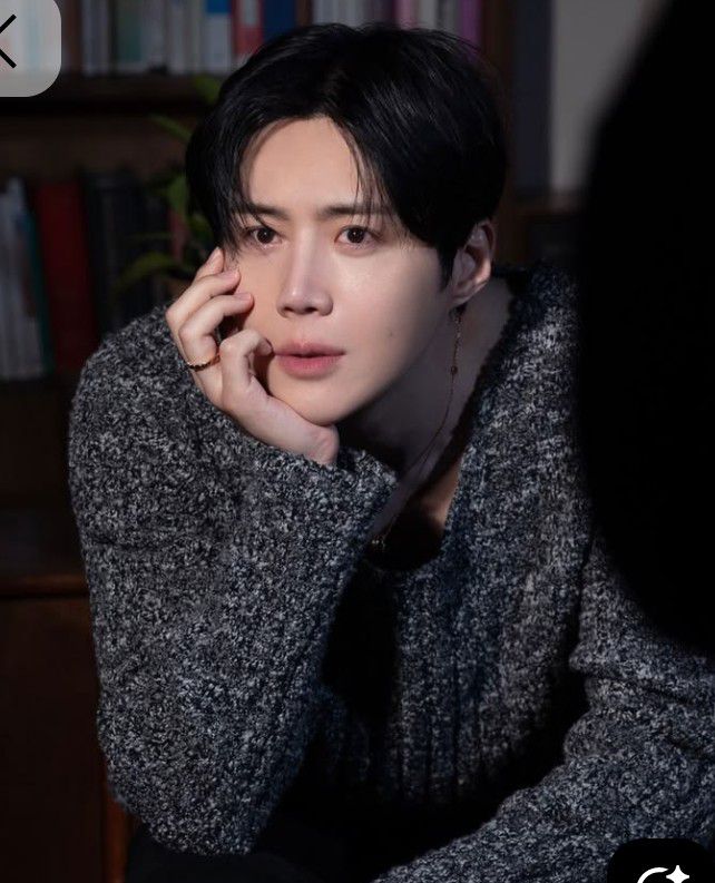 粉絲拍下的金宣虎瞬間