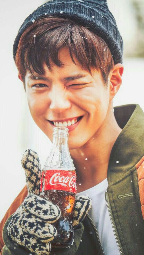 최애돌셀럽 팬덤이 추천하는 박보검 배경 이미지