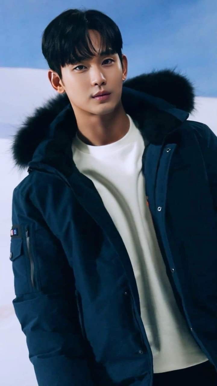 金秀賢粉絲親手製作的特別桌布