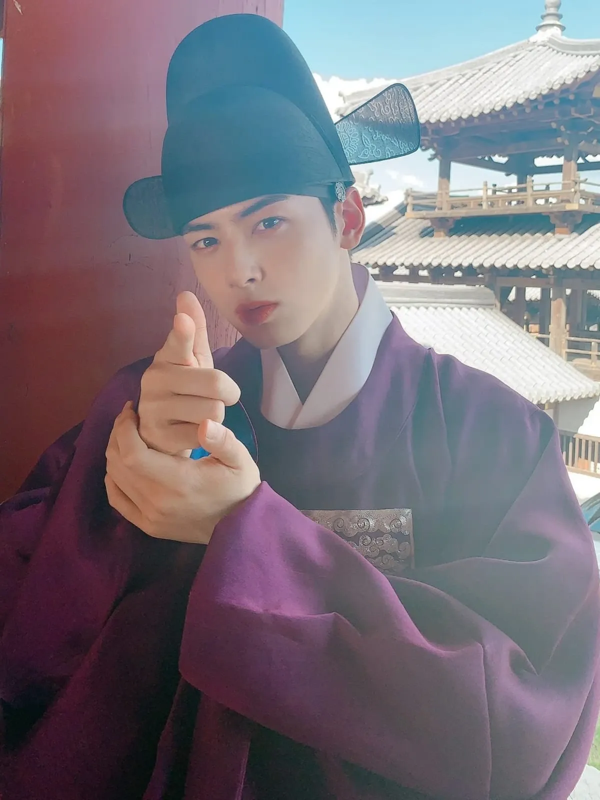 Recent activity shot of Cha Eunwoo