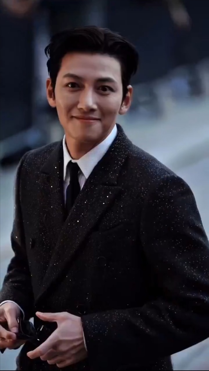 チ・チャンウクのビハインドカット