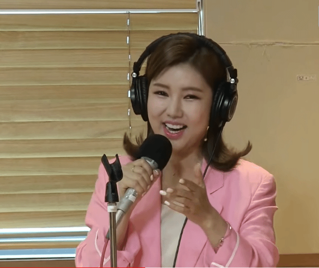 ソン・ガインの最近の活動ショット