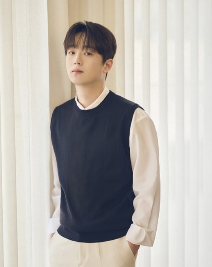 Latest photo of Lee Chanwon