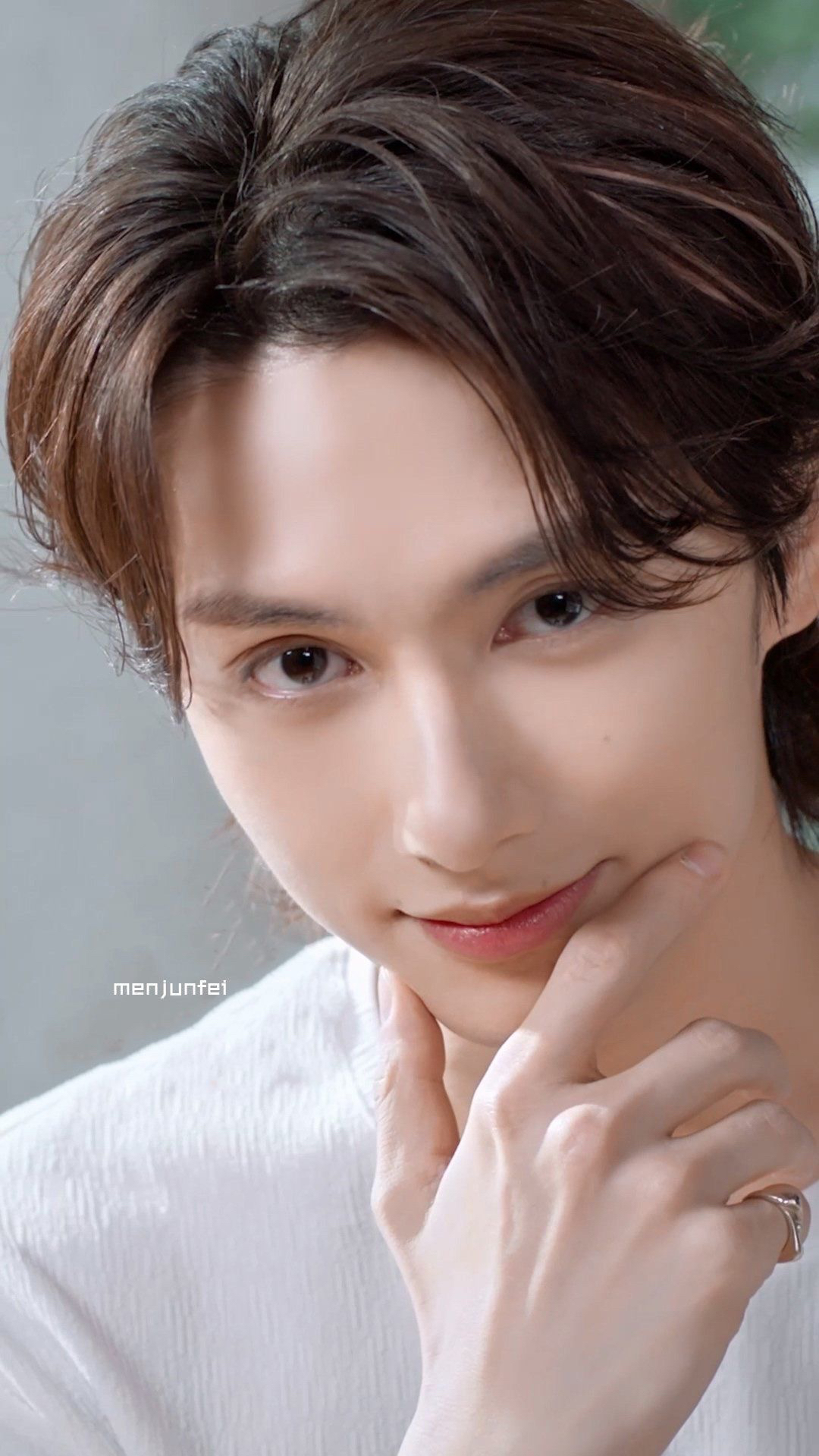 Special wallpaper made by Wen Junhui's fans