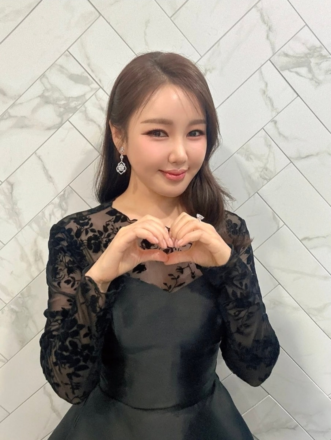 宋歌人的近期活动照