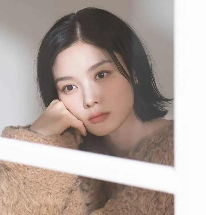 Recent activity shot of Kim Youjung