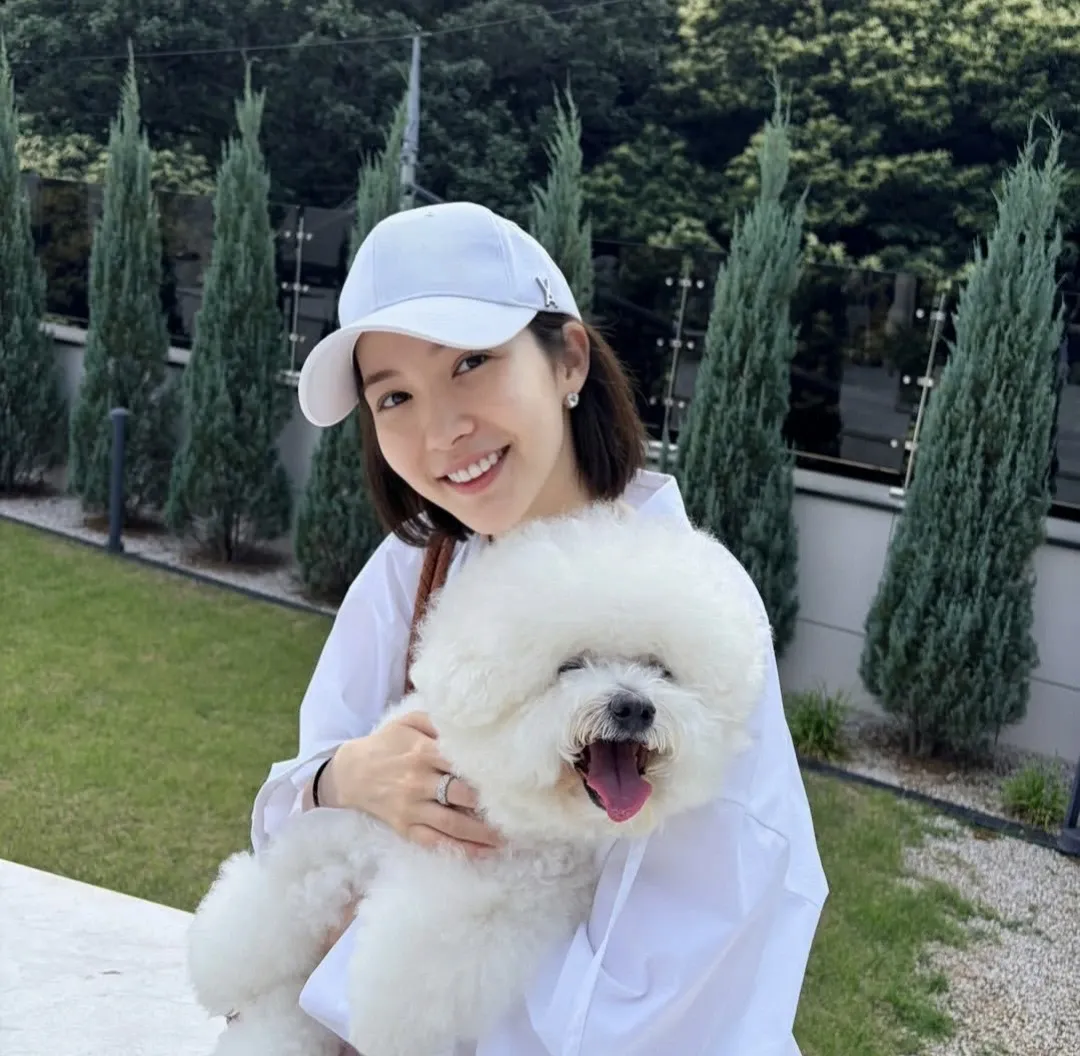 Recent activity shot of Park Minyoung