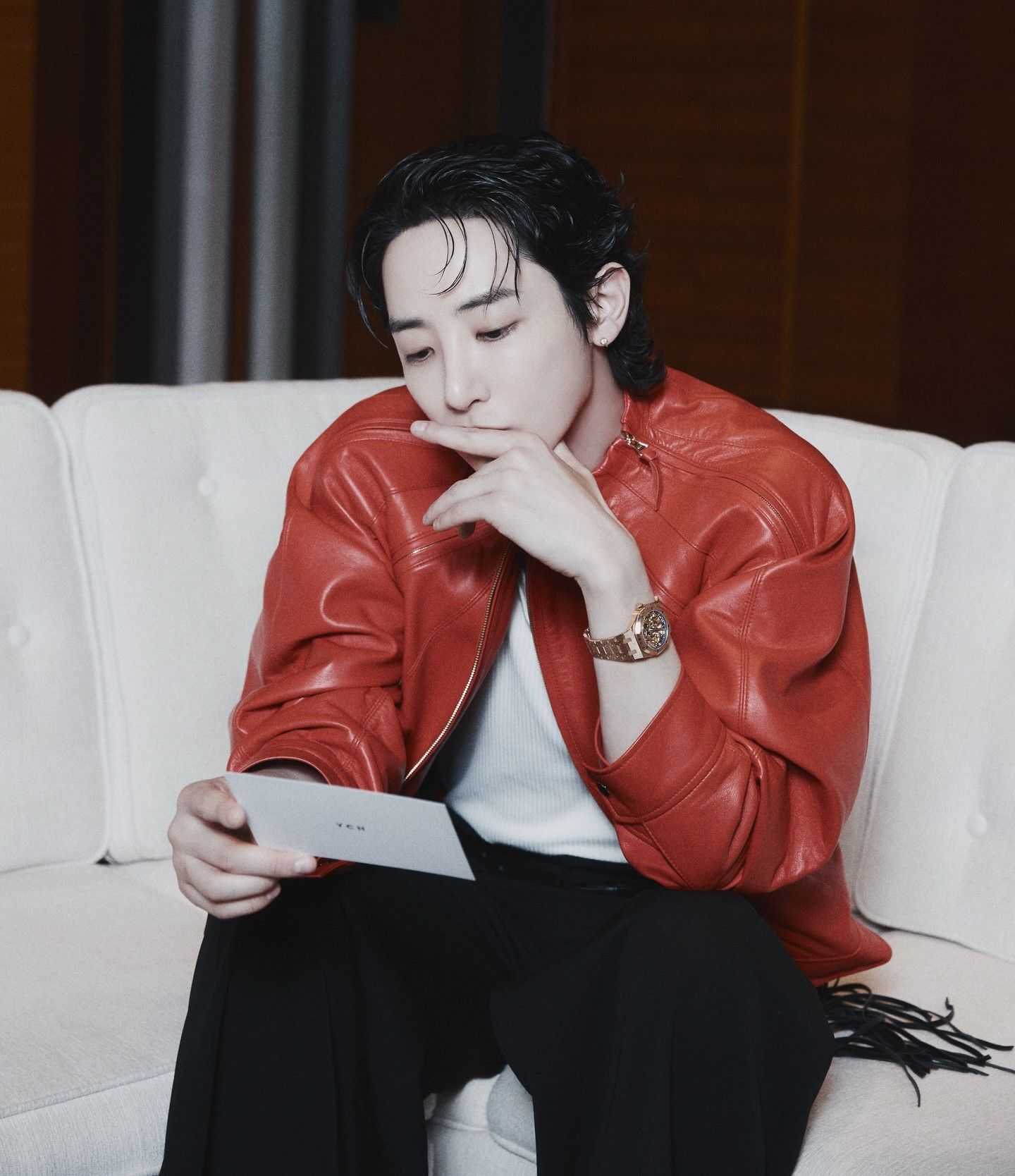Behind-the-scenes cut of Lee Soohyuk