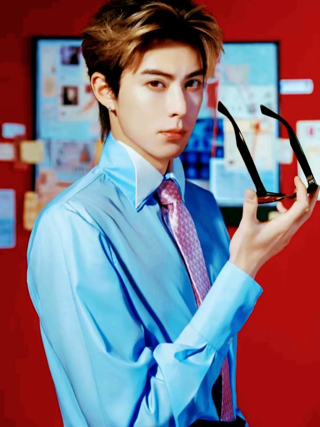 Behind-the-scenes cut of Dylan Wang