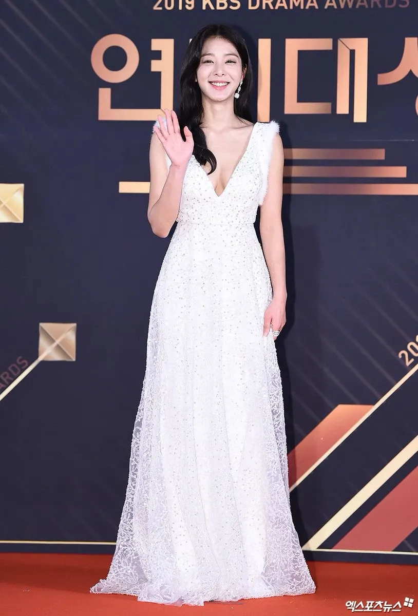 ソル・イナの最新写真