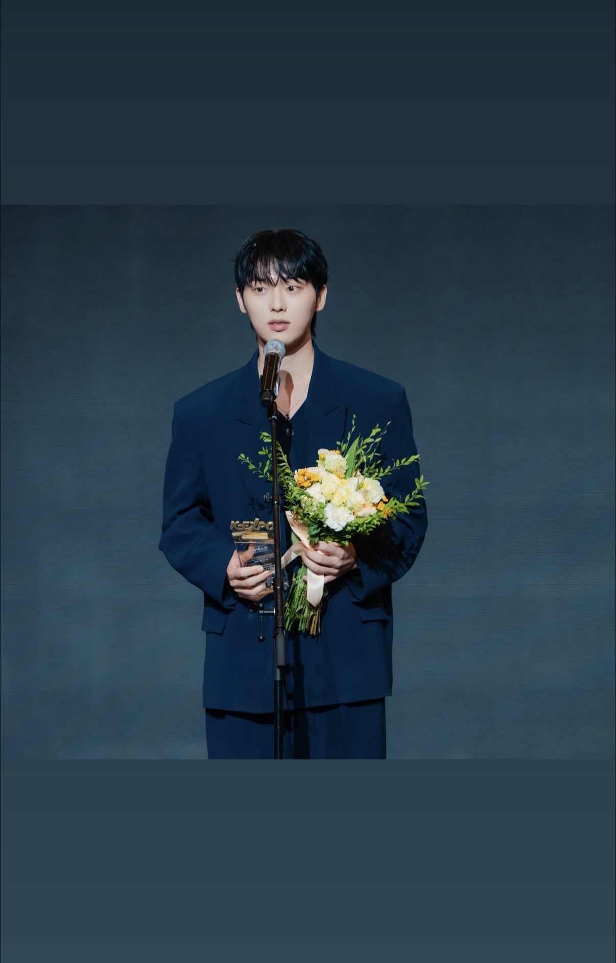 A moment captured by a fan of Choi Hyunwook