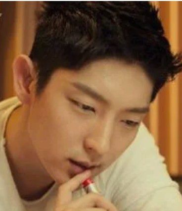 Latest photo of Lee Joongi