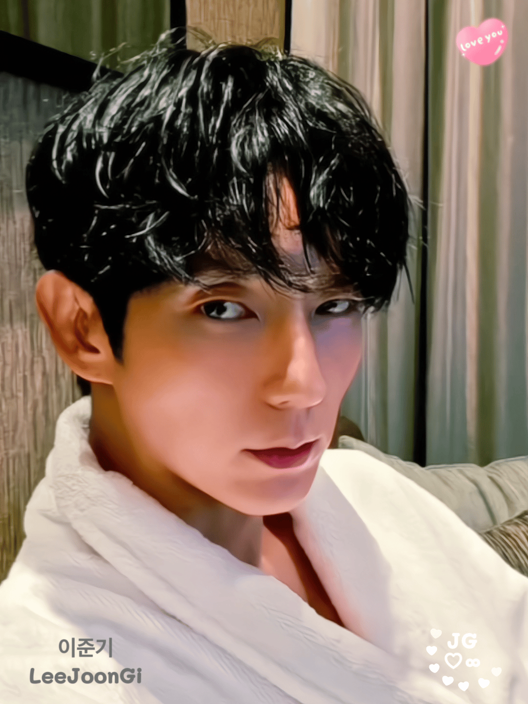 Behind-the-scenes cut of Lee Joongi