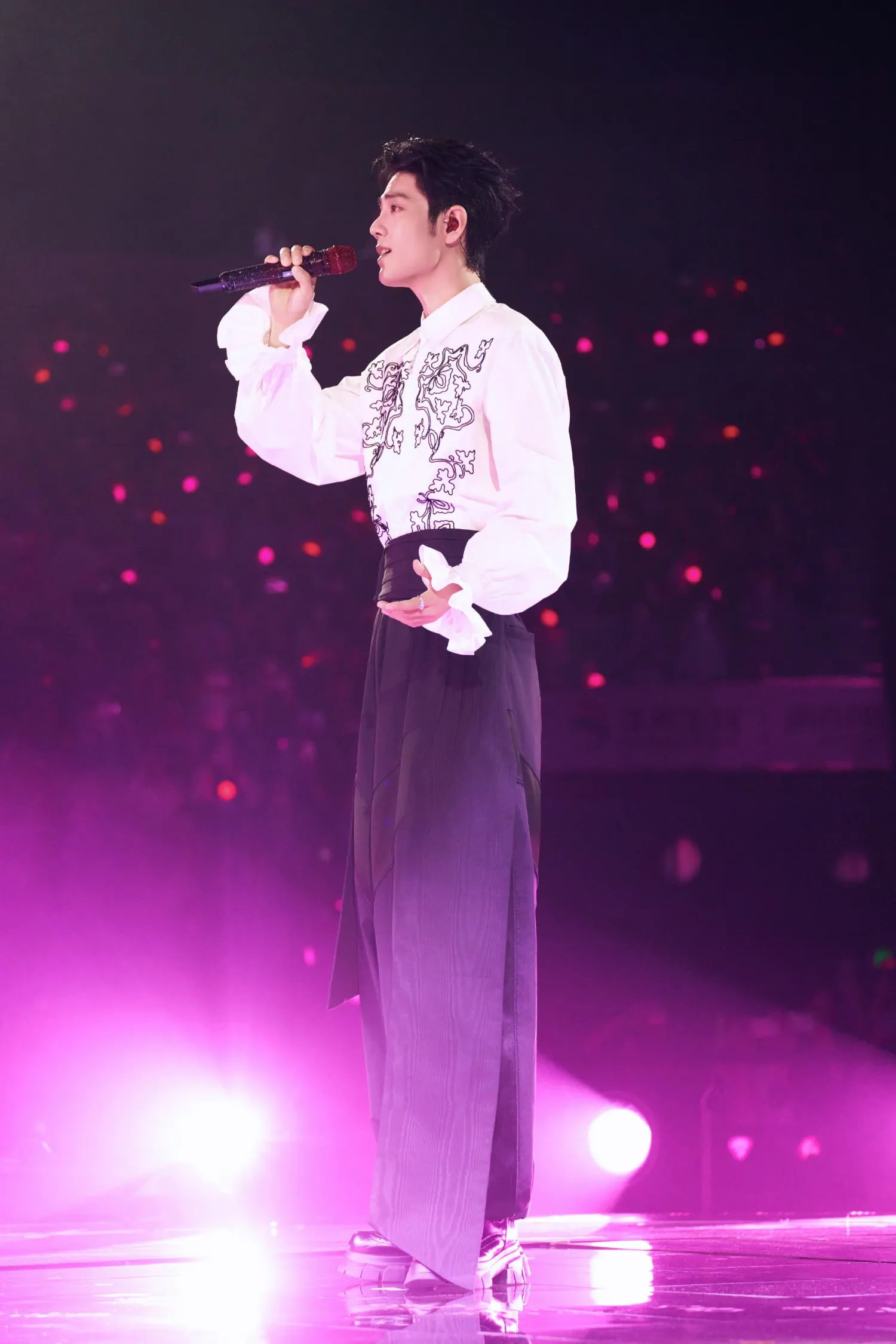 Latest photo of Xiao Zhan