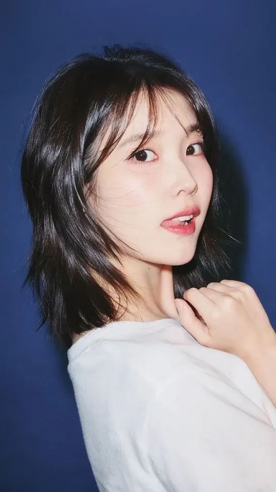 아이유의 최신 사진