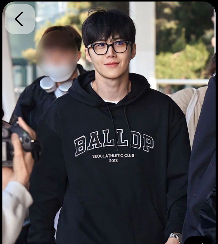 Latest photo of Kim Seonho