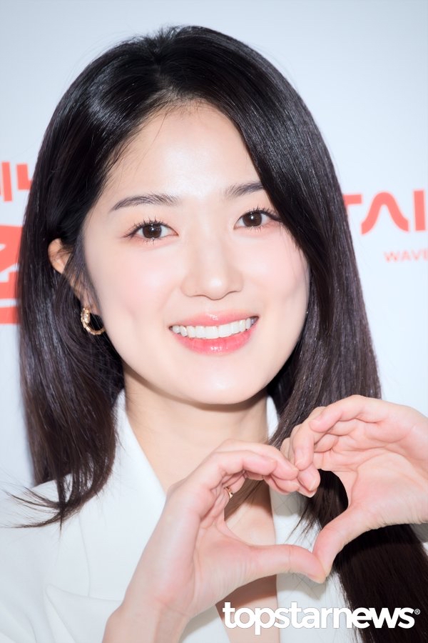 Latest photo of Kim Hyeyoon