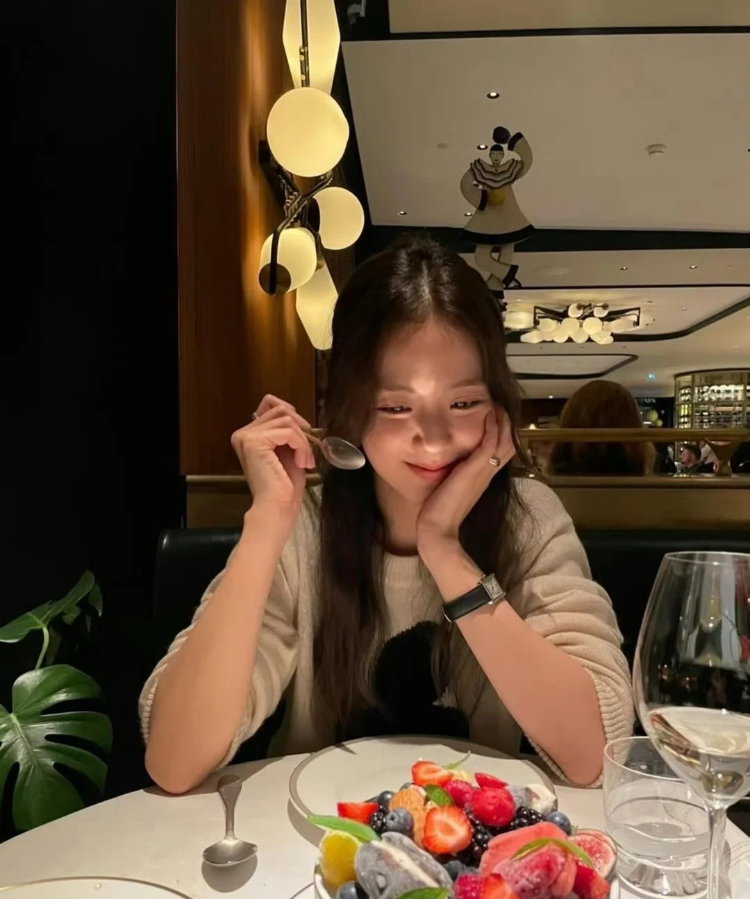 Recent activity shot of Jisoo (1995)