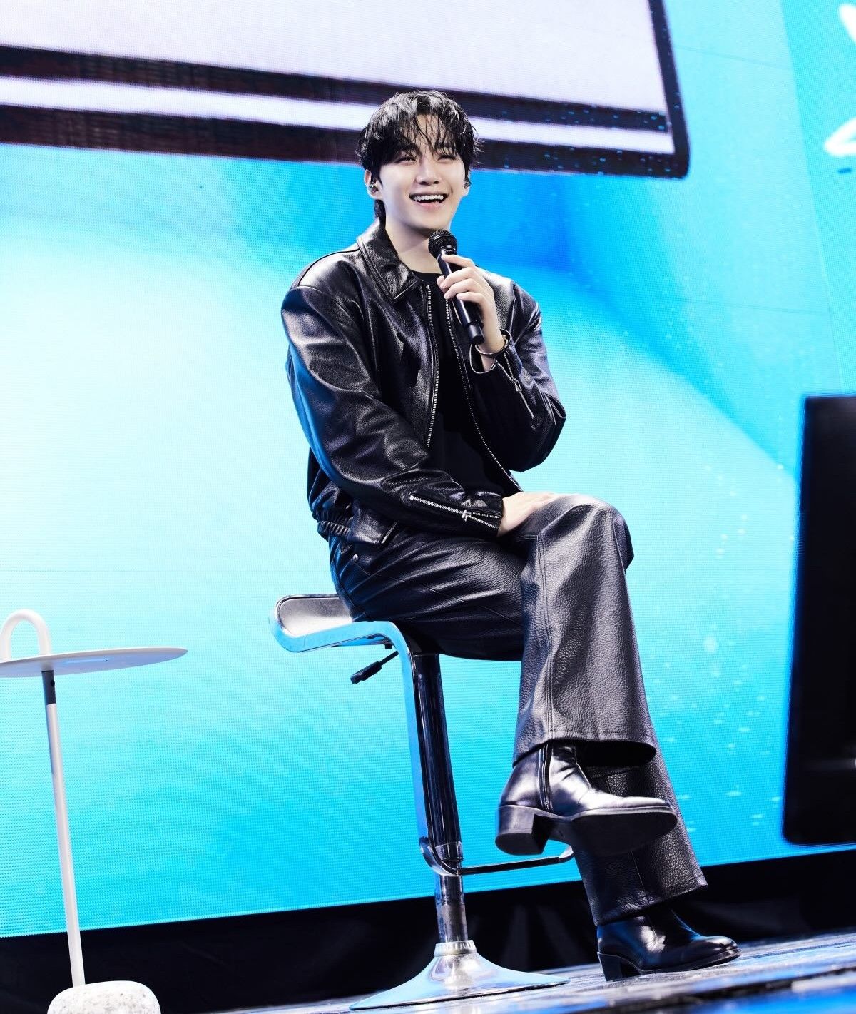 イ・ジュノのビハインドカット