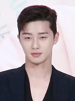 Behind-the-scenes cut of Park Seojoon